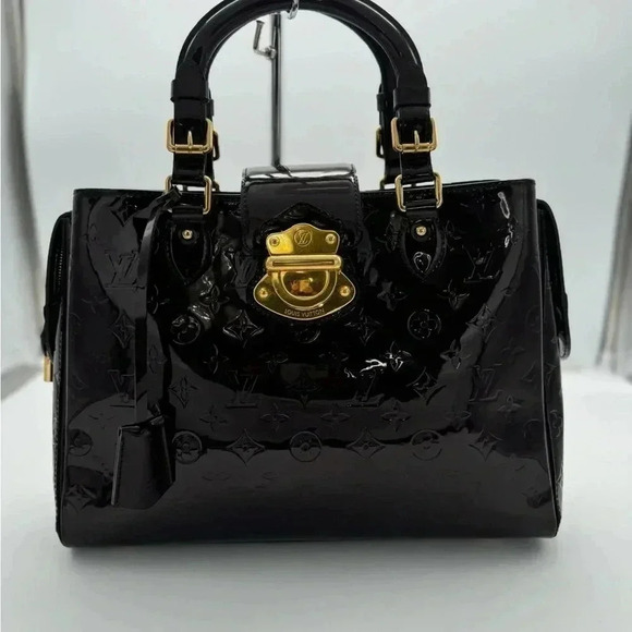 LOUIS VUITTON Melrose Amarante, with 🆓 COA and LV Dust Bag - Picture 16 of 17